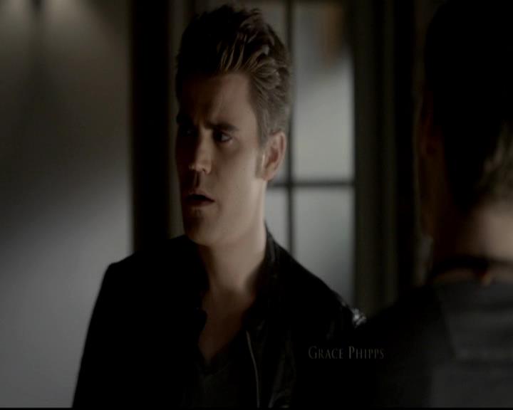 VampireDiariesWorld-dot-org_4x09OComeAllYeFaithful0160.jpg