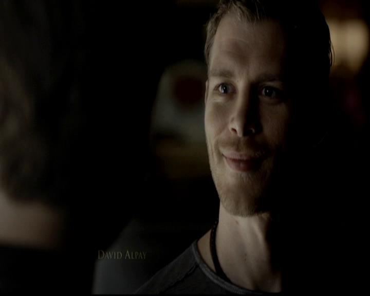 VampireDiariesWorld-dot-org_4x09OComeAllYeFaithful0166.jpg