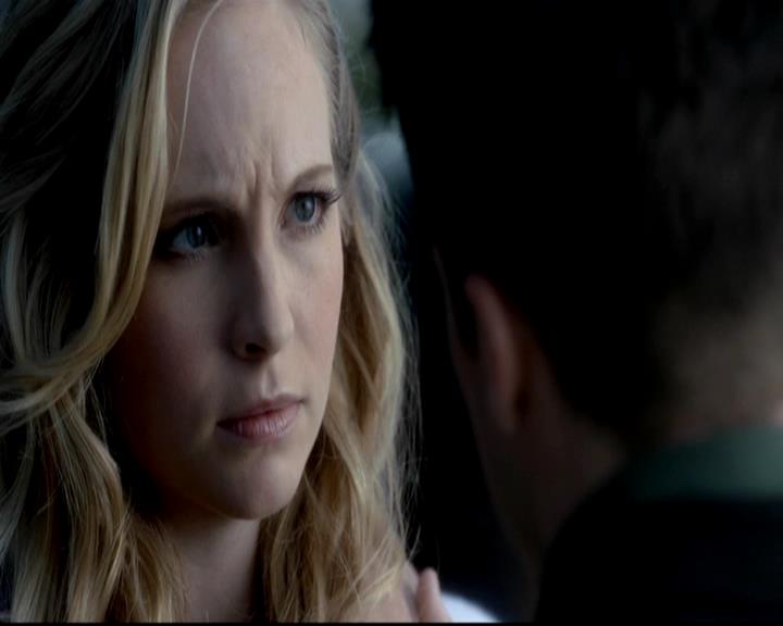 VampireDiariesWorld-dot-org_4x09OComeAllYeFaithful0311.jpg