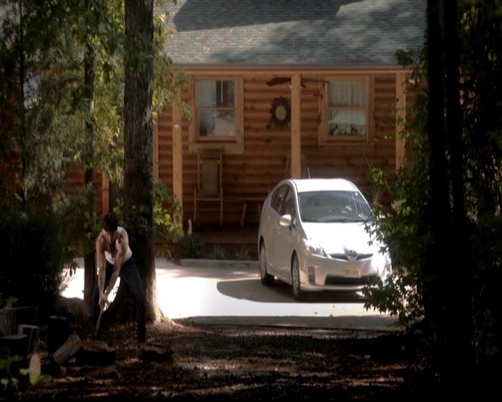 VampireDiariesWorld-dot-org_4x09OComeAllYeFaithful0314.jpg