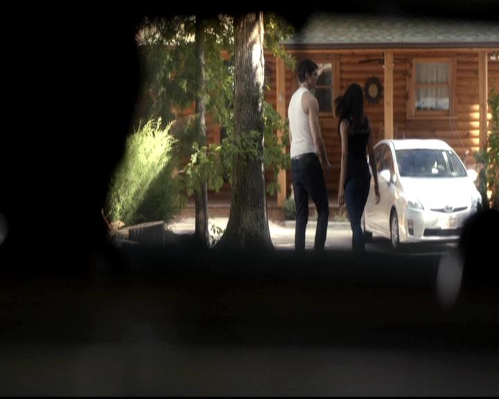 VampireDiariesWorld-dot-org_4x09OComeAllYeFaithful0363.jpg