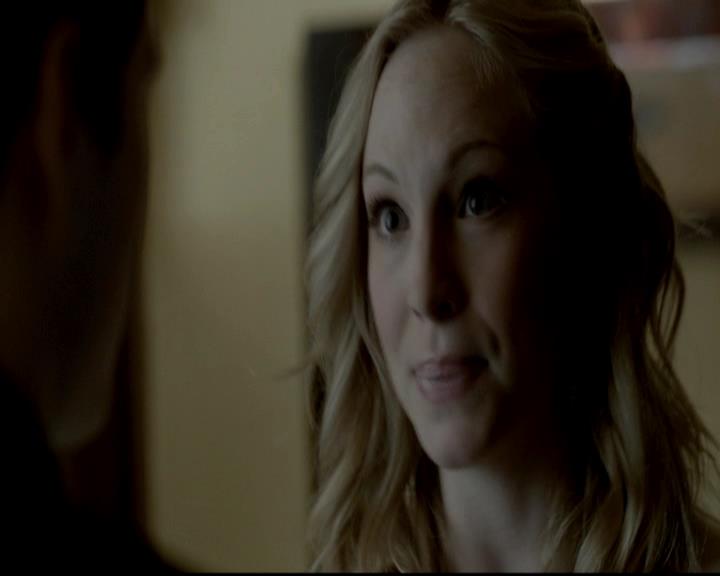 VampireDiariesWorld-dot-org_4x09OComeAllYeFaithful1281.jpg