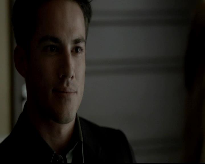 VampireDiariesWorld-dot-org_4x09OComeAllYeFaithful1282.jpg