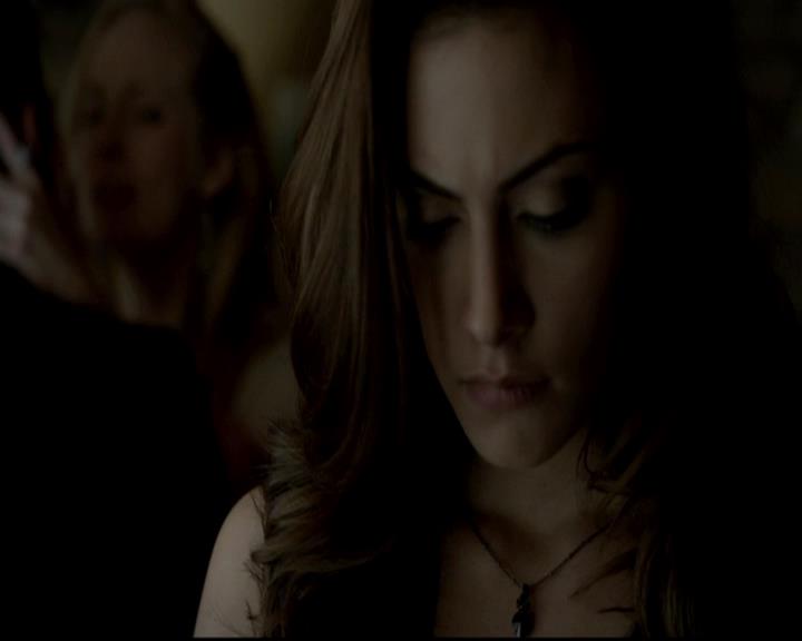 VampireDiariesWorld-dot-org_4x09OComeAllYeFaithful1299.jpg