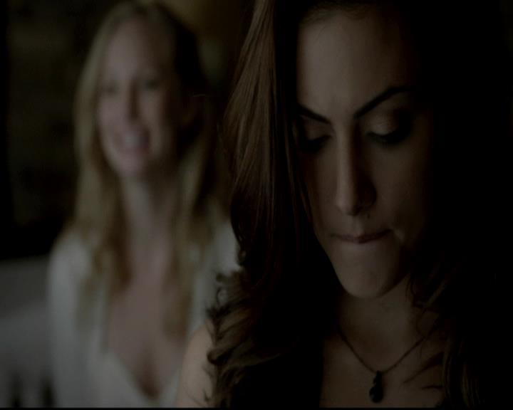 VampireDiariesWorld-dot-org_4x09OComeAllYeFaithful1305.jpg