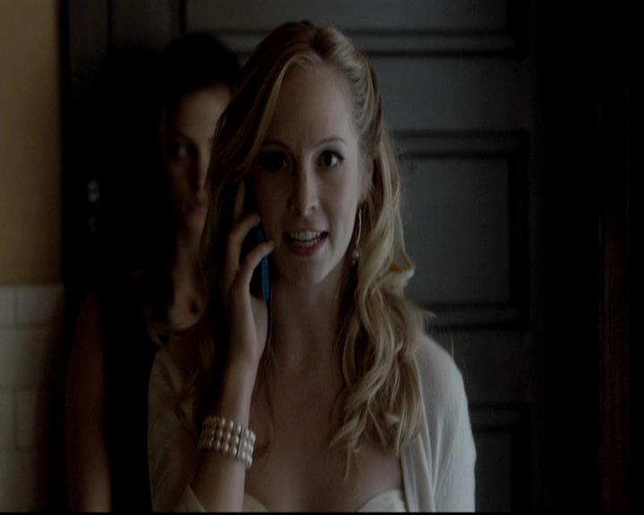 VampireDiariesWorld-dot-org_4x09OComeAllYeFaithful1329.jpg