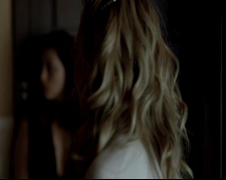 VampireDiariesWorld-dot-org_4x09OComeAllYeFaithful1333.jpg