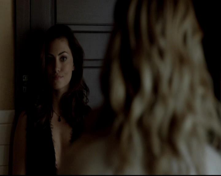 VampireDiariesWorld-dot-org_4x09OComeAllYeFaithful1360.jpg