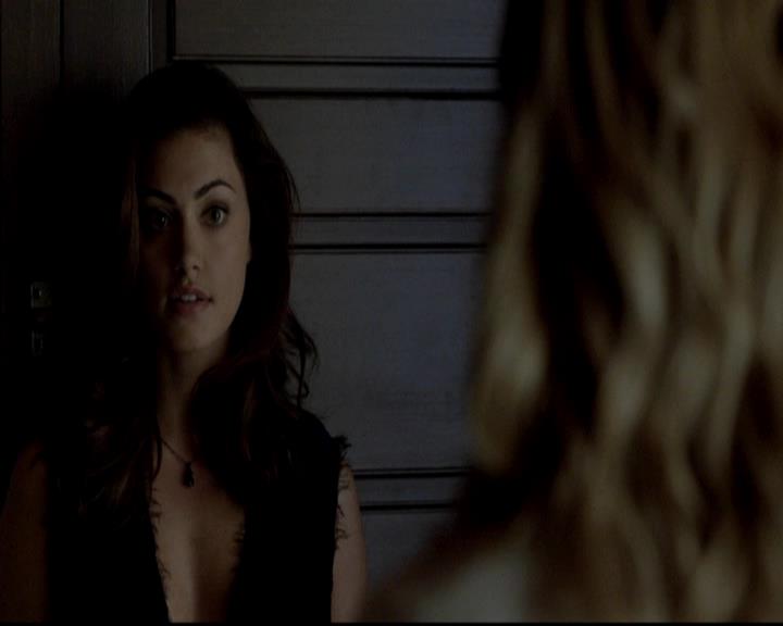 VampireDiariesWorld-dot-org_4x09OComeAllYeFaithful1363.jpg