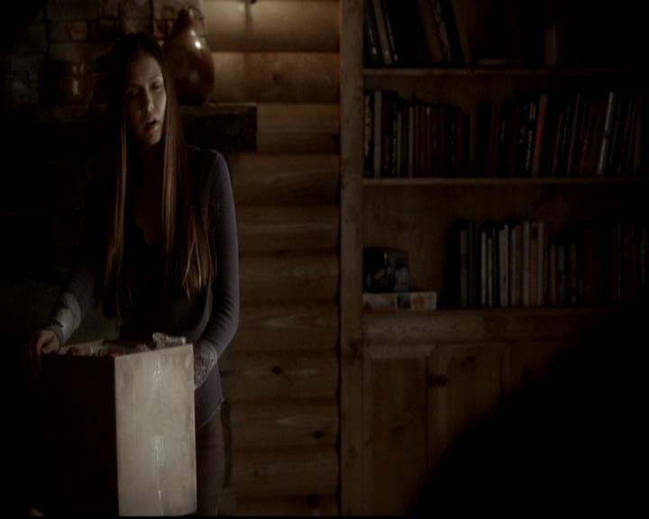 VampireDiariesWorld-dot-org_4x09OComeAllYeFaithful1402.jpg