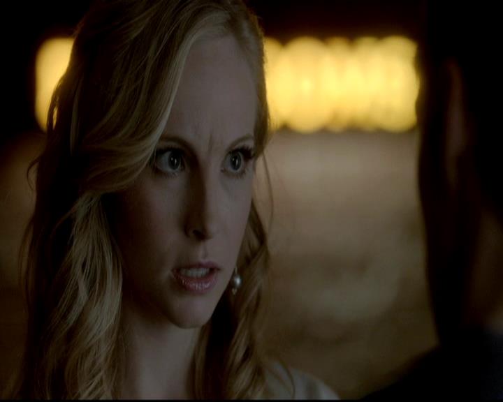 VampireDiariesWorld-dot-org_4x09OComeAllYeFaithful1697.jpg