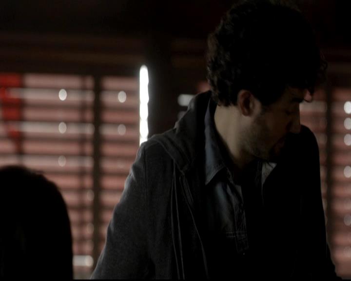 VampireDiariesWorld-dot-org_4x10AfterSchoolSpecial0906.jpg