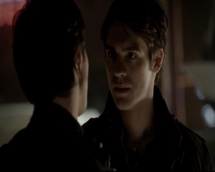 VampireDiariesWorld-dot-org_4x11CatchMeIfYouCan0038.jpg