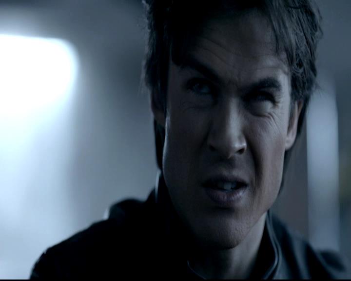 VampireDiariesWorld-dot-org_4x11CatchMeIfYouCan0924.jpg