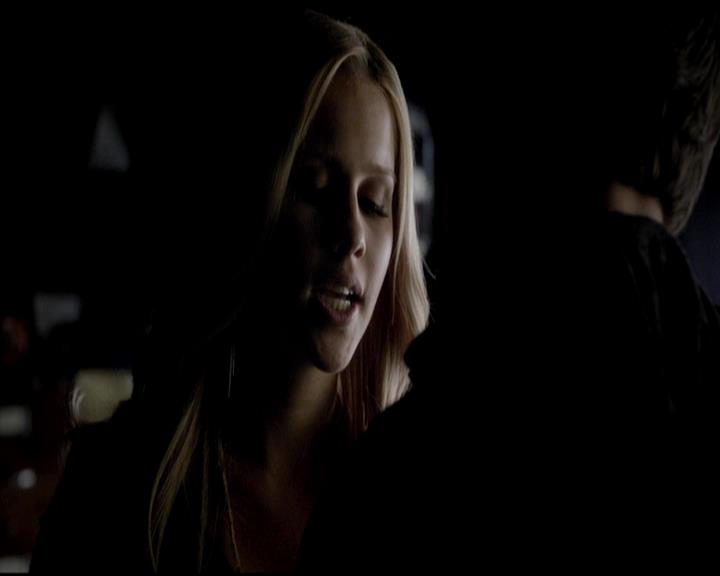 VampireDiariesWorld-dot-org_4x11CatchMeIfYouCan1099.jpg
