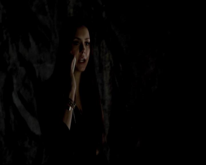 VampireDiariesWorld-dot-org_4x11CatchMeIfYouCan1570.jpg
