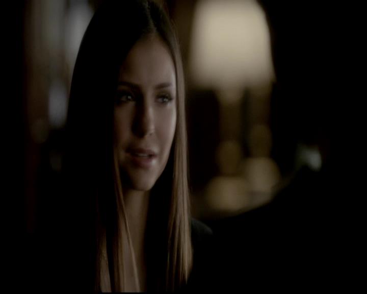 VampireDiariesWorld-dot-org_4x11CatchMeIfYouCan1984.jpg