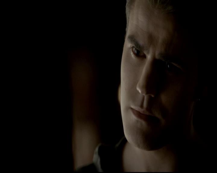 VampireDiariesWorld-dot-org_4x11CatchMeIfYouCan2001.jpg