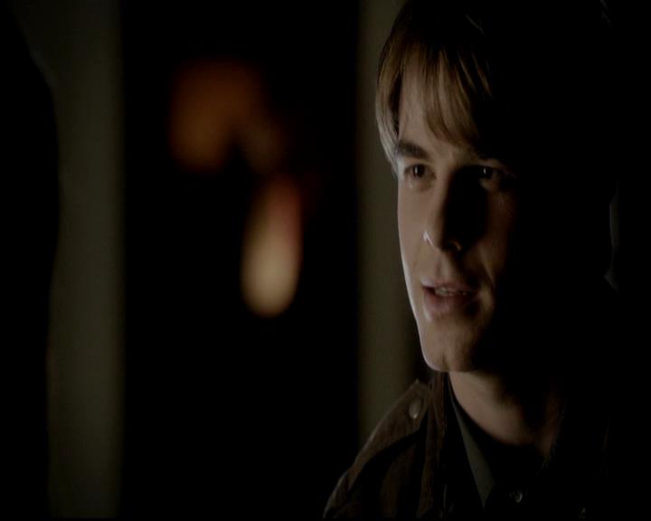 VampireDiariesWorld-dot-org_4x12AViewToAKill0983.jpg