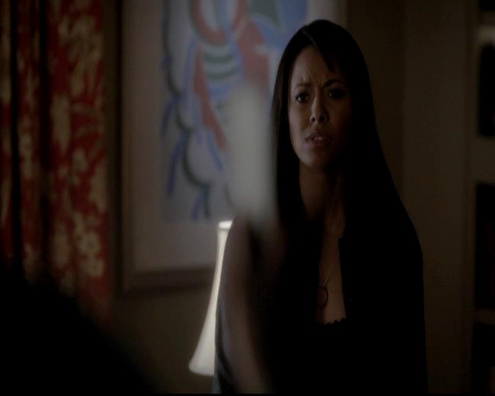 VampireDiariesWorld-dot-org_4x12AViewToAKill0995.jpg