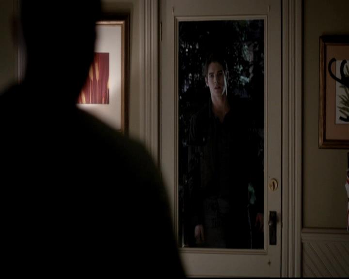 VampireDiariesWorld-dot-org_4x12AViewToAKill1021.jpg