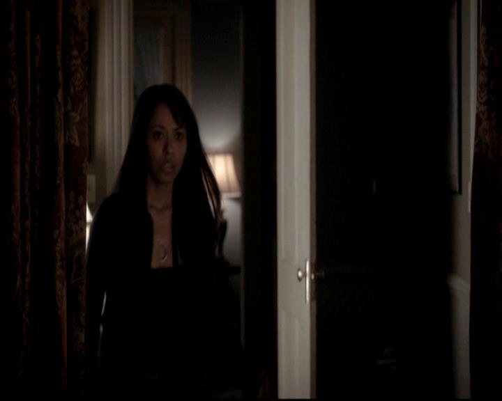 VampireDiariesWorld-dot-org_4x12AViewToAKill1029.jpg