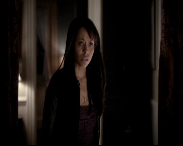 VampireDiariesWorld-dot-org_4x12AViewToAKill1030.jpg