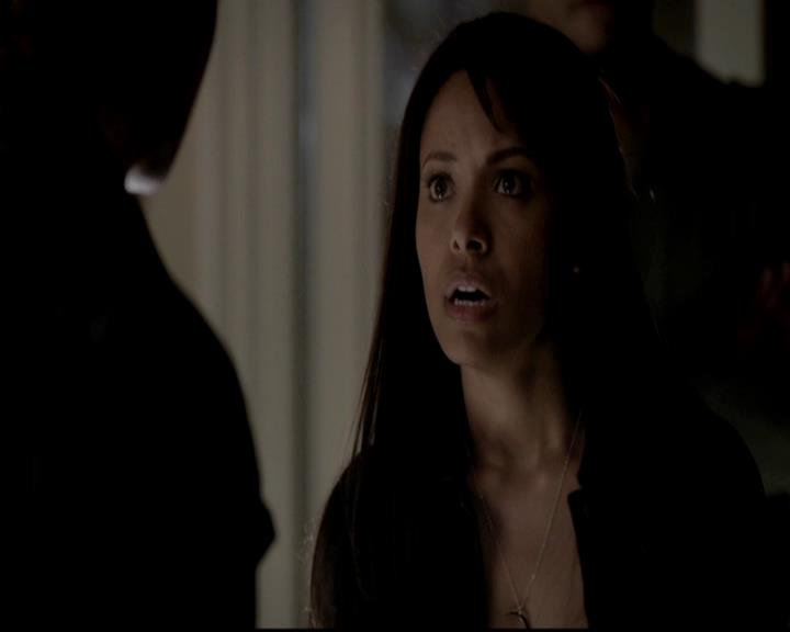 VampireDiariesWorld-dot-org_4x12AViewToAKill1033.jpg