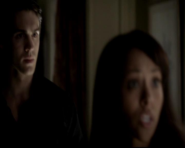 VampireDiariesWorld-dot-org_4x12AViewToAKill1034.jpg