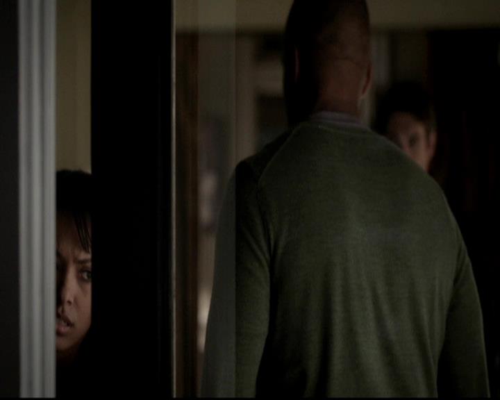 VampireDiariesWorld-dot-org_4x12AViewToAKill1041.jpg