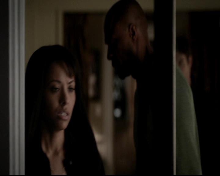 VampireDiariesWorld-dot-org_4x12AViewToAKill1042.jpg