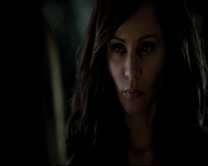 VampireDiariesWorld-dot-org_4x12AViewToAKill1051.jpg