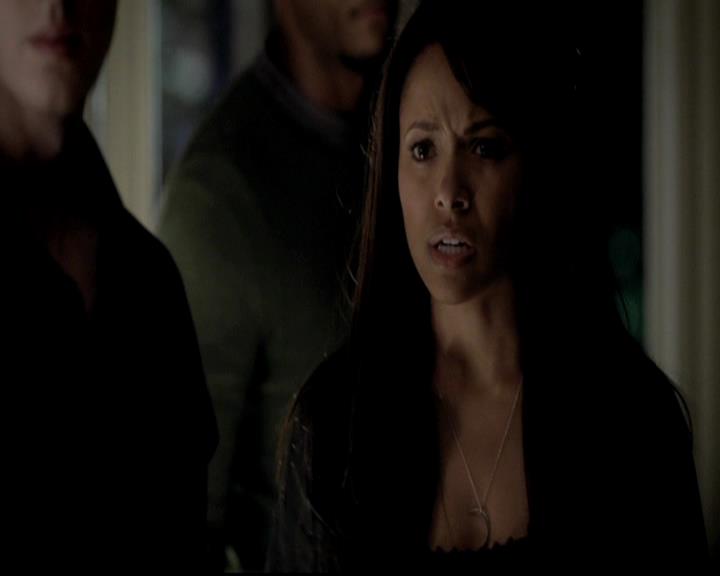 VampireDiariesWorld-dot-org_4x12AViewToAKill1060.jpg