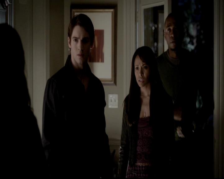 VampireDiariesWorld-dot-org_4x12AViewToAKill1061.jpg