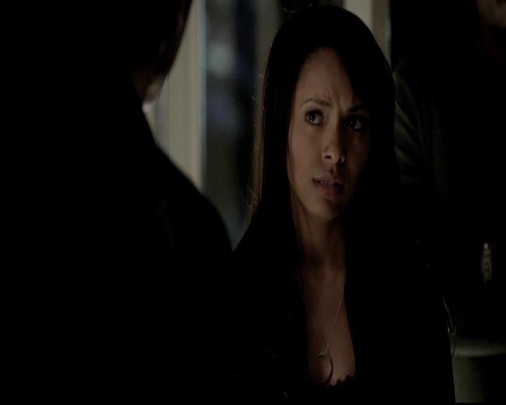 VampireDiariesWorld-dot-org_4x12AViewToAKill1069.jpg