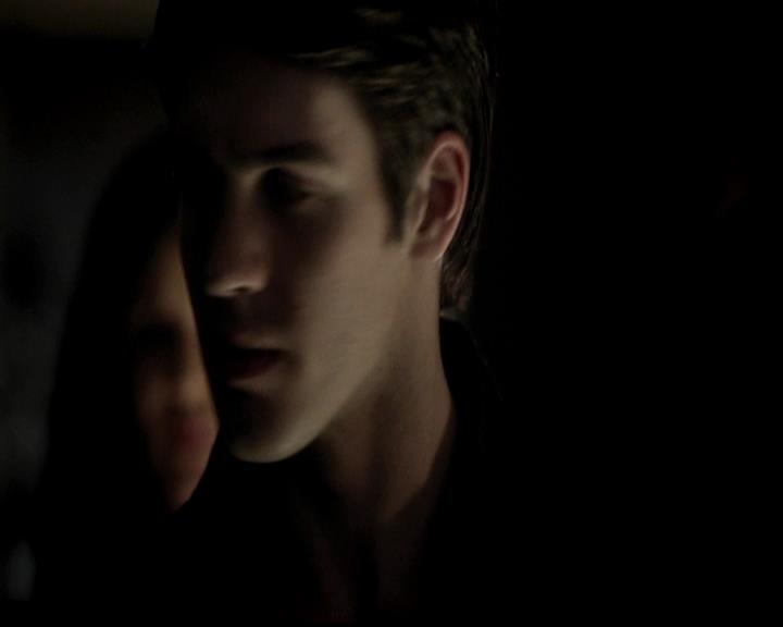 VampireDiariesWorld-dot-org_4x12AViewToAKill1073.jpg