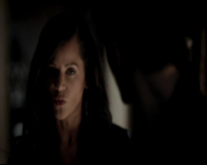 VampireDiariesWorld-dot-org_4x12AViewToAKill1074.jpg