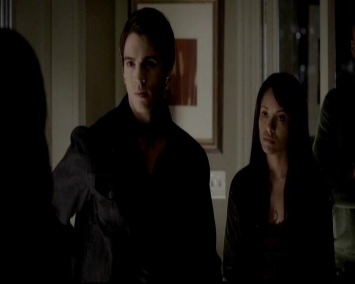 VampireDiariesWorld-dot-org_4x12AViewToAKill1078.jpg