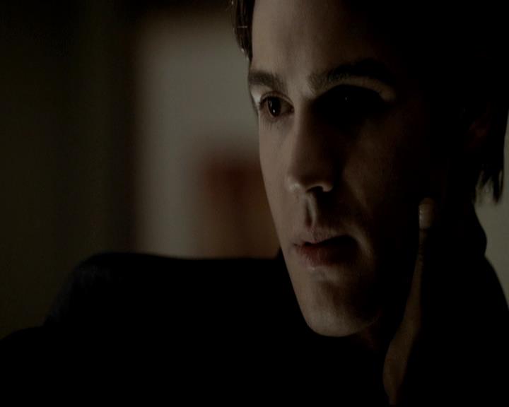 VampireDiariesWorld-dot-org_4x12AViewToAKill1088.jpg