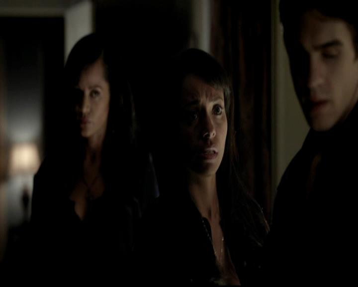 VampireDiariesWorld-dot-org_4x12AViewToAKill1095.jpg