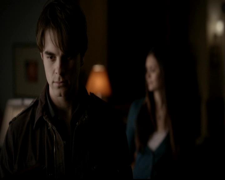 VampireDiariesWorld-dot-org_4x12AViewToAKill1124.jpg