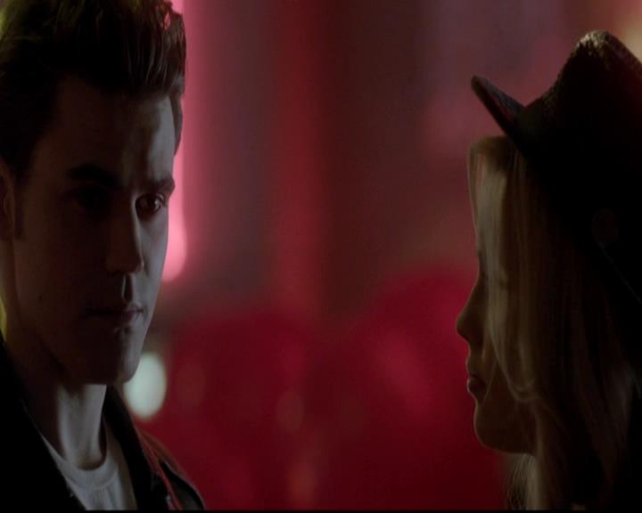 VampireDiariesWorld-dot-org_4x12AViewToAKill1237.jpg