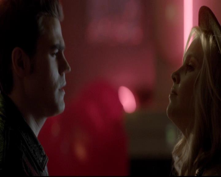 VampireDiariesWorld-dot-org_4x12AViewToAKill1277.jpg