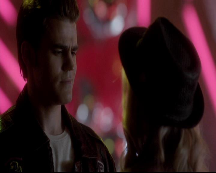 VampireDiariesWorld-dot-org_4x12AViewToAKill1279.jpg