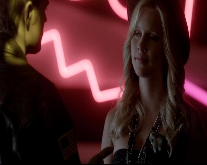 VampireDiariesWorld-dot-org_4x12AViewToAKill1283.jpg