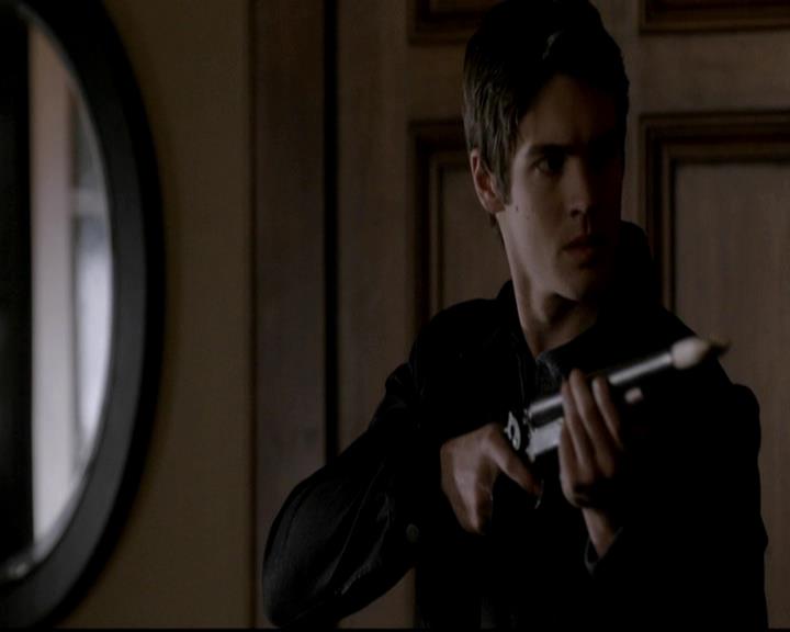 VampireDiariesWorld-dot-org_4x12AViewToAKill1303.jpg