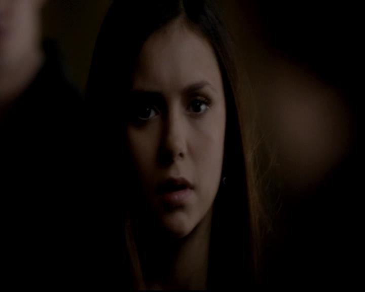 VampireDiariesWorld-dot-org_4x12AViewToAKill1319.jpg