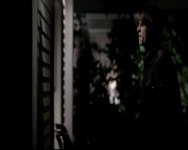 VampireDiariesWorld-dot-org_4x12AViewToAKill1327.jpg