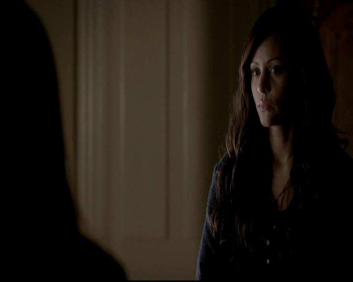 VampireDiariesWorld-dot-org_4x12AViewToAKill1350.jpg