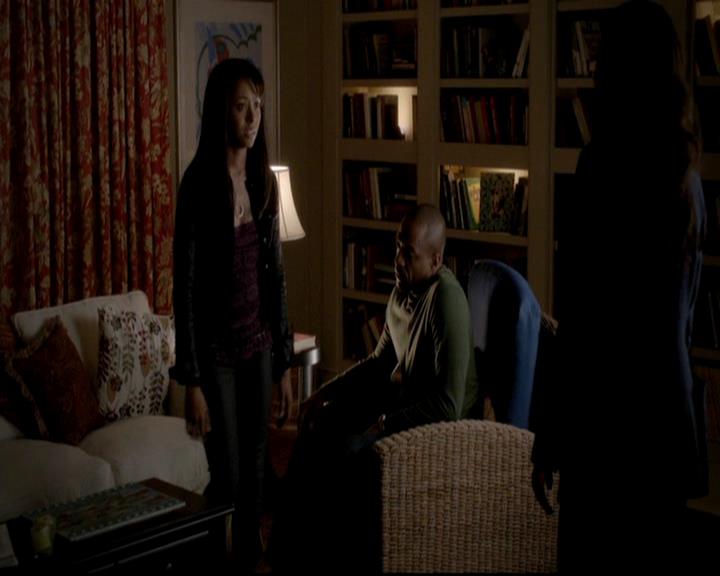 VampireDiariesWorld-dot-org_4x12AViewToAKill1362.jpg